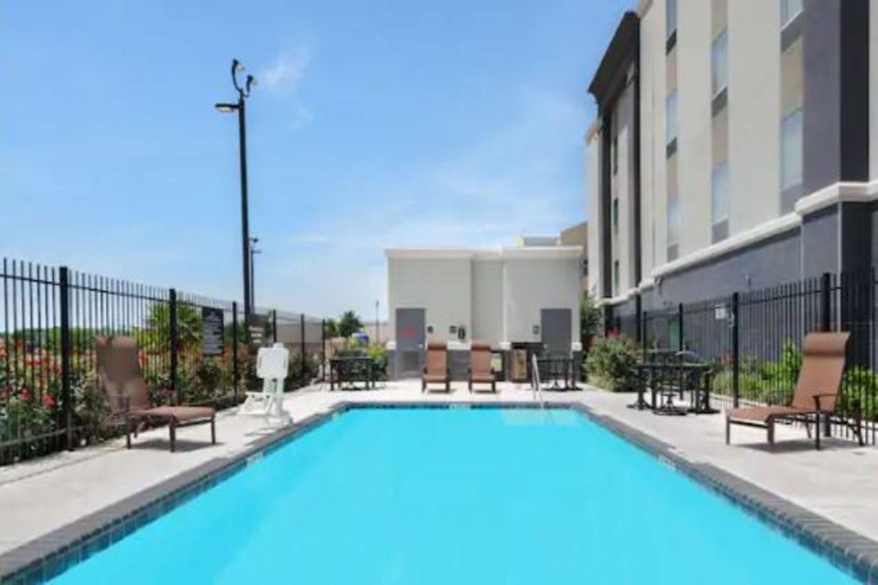 Hampton Inn & Suites San Antonio Brooks City Base, Tx Exteriér fotografie