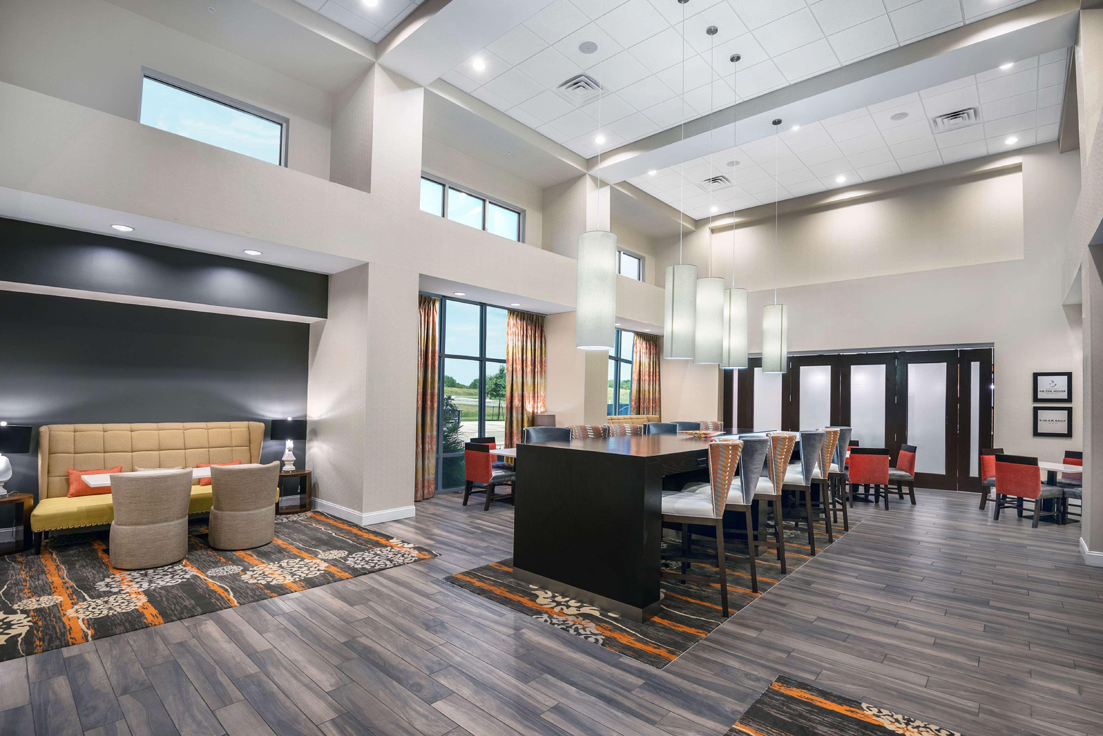 Hampton Inn & Suites San Antonio Brooks City Base, Tx Exteriér fotografie